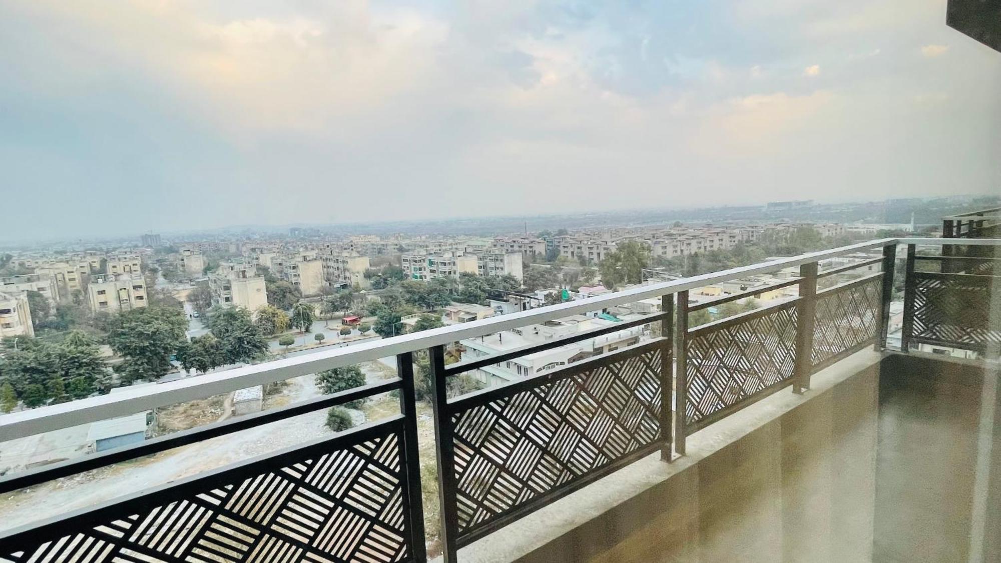 Flat In Central Islamabad Buitenkant foto